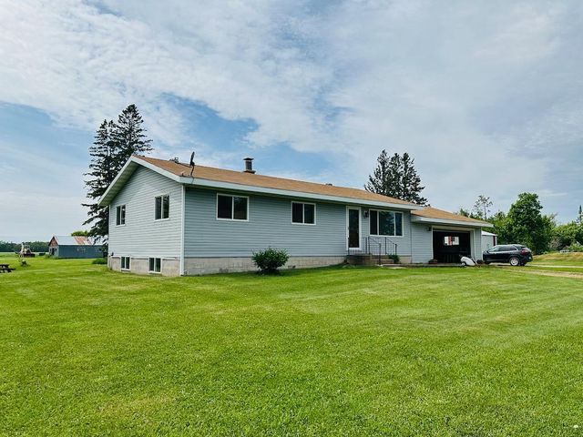 $399,900 | 6413 Dusek Road | Van Buren Township - St. Louis County