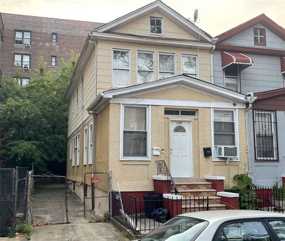 $799,000 | 156 East 29th Street | Flatbush