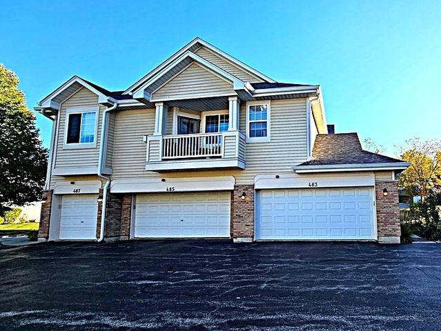 $249,900 | 483 Blue Springs Drive | Fox Lake