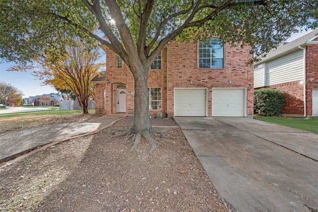 $385,000 | 2719 Rolling Hills Lane | Grand Prairie