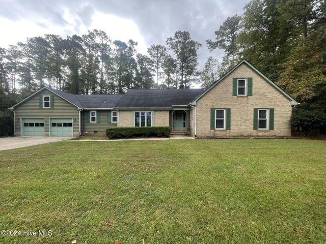 $1,850 | 1107 Greenway Drive | Country Club Acres