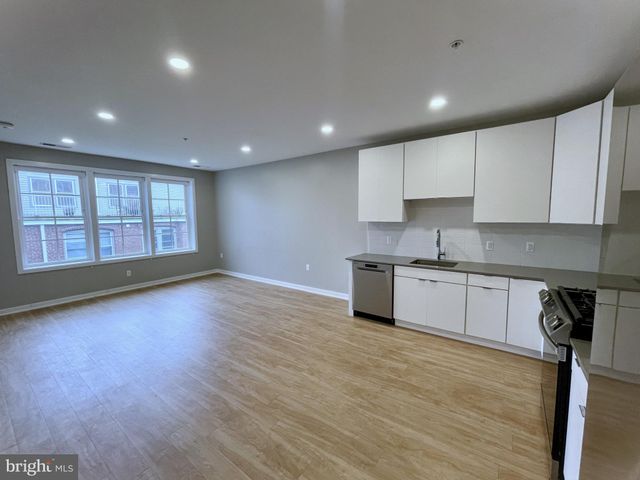 $2,495 | 2210 Wisconsin Avenue Northwest, Unit 316 | Glover Park