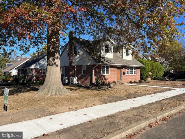 $399,000 | 522 Grant Avenue | Woodbury