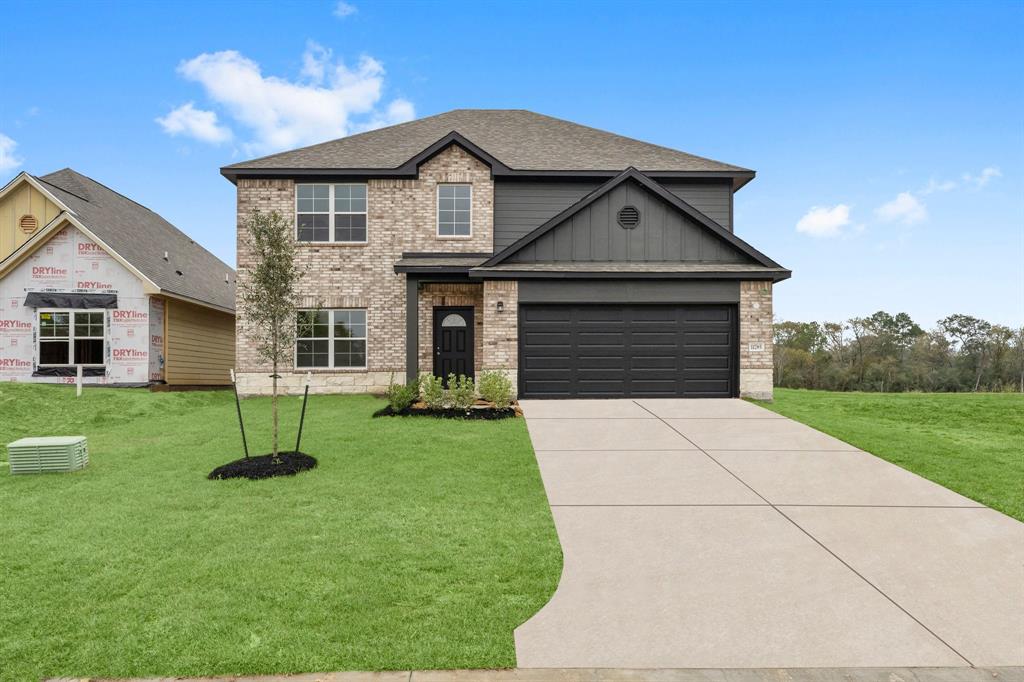 Check out this gorgeous 2-story, 4 Bedroom, 2.5 Bathroom new construction home in Lexington Heights.