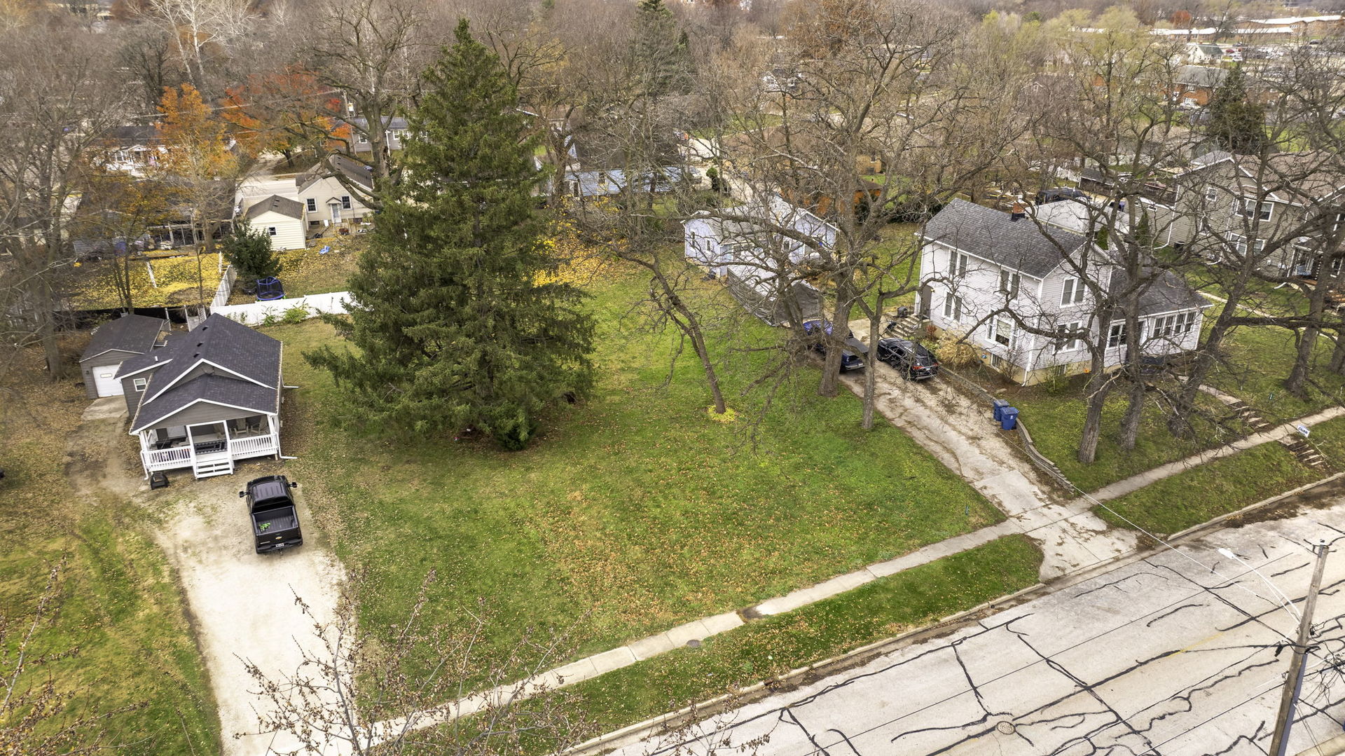 a view of a yard with an outdoor space