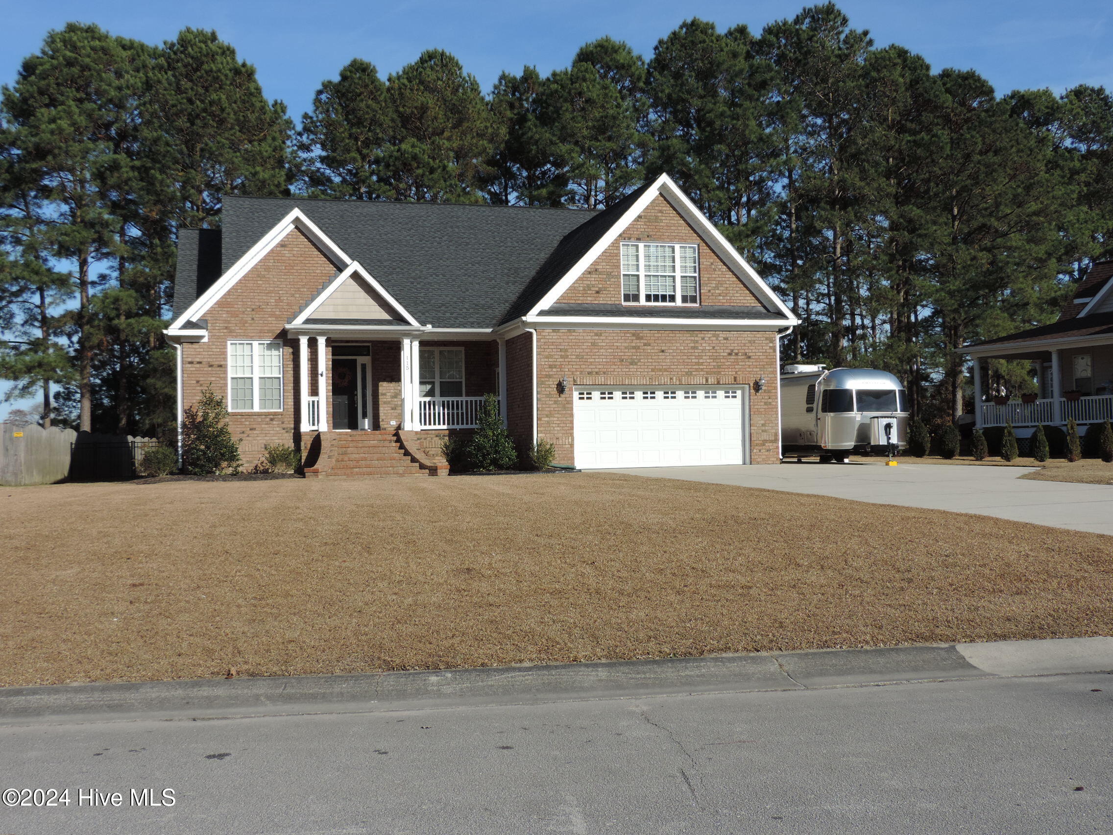 beautiful lakefront home