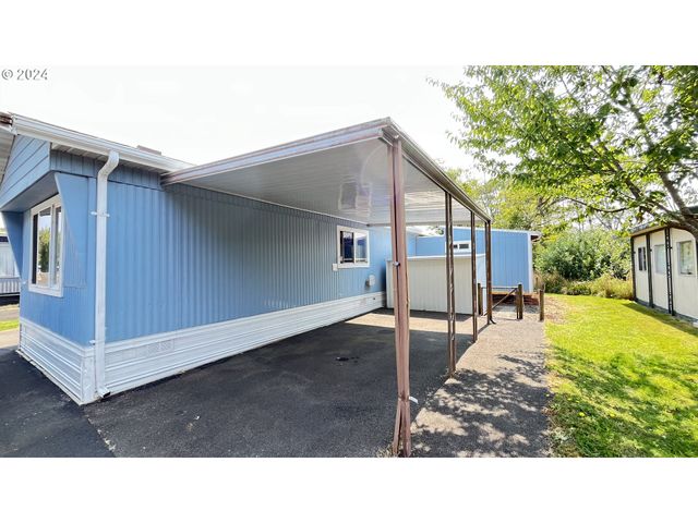 $69,000 | 1210 Southeast 48th Place, Unit 4 | Lincoln City