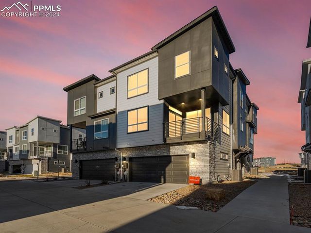 $399,990 | 10581 Cuprite Point | Interquest