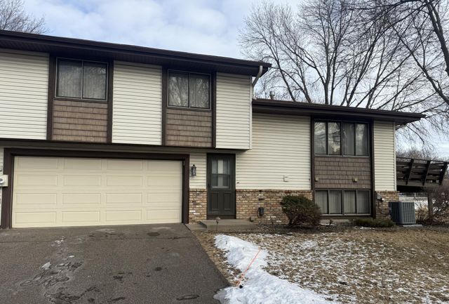 $223,900 | 3747 Brookdale Circle North | Brookdale Park