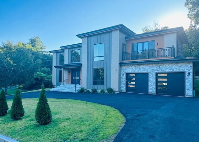 $3,898,000 | 20 Amberwood Drive | Winchester West Side