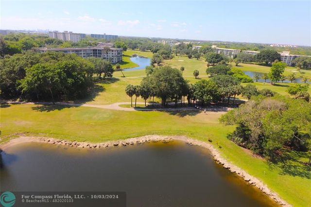 $2,150 | 3510 Oaks Way, Unit 604 | Palm Aire