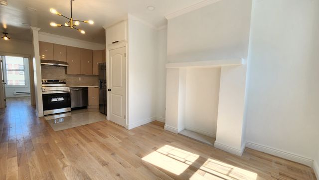 $4,295 | 144 14th Street, Unit 3 | Gowanus