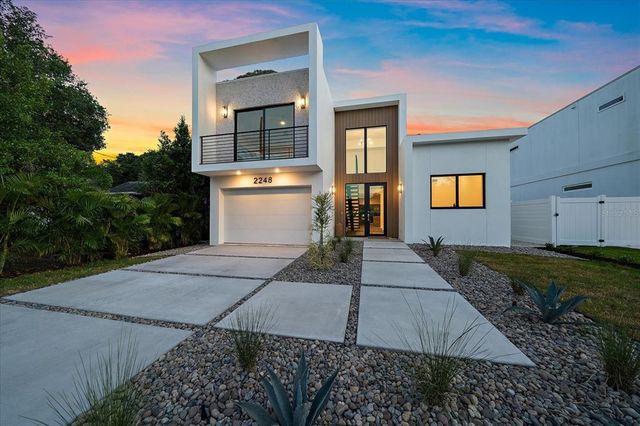 $1,700,000 | 2248 Novus Street | Alta Vista