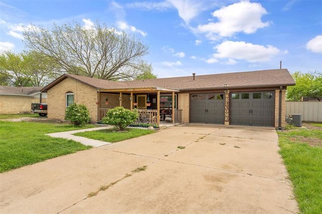 $250,000 | 1804 Southeast 12th Street | Mineral Wells