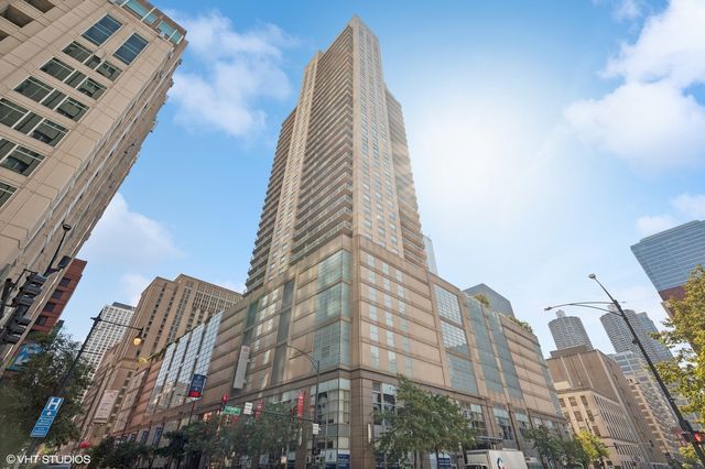 $719,000 | 545 North Dearborn Street, Unit W3505 | River North