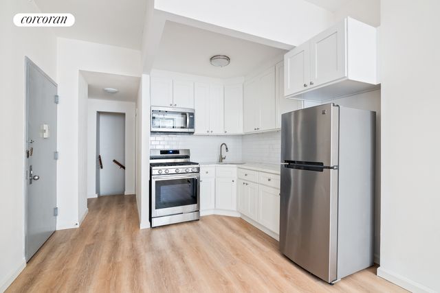 $3,995 | 122 Elizabeth Street, Unit 1D | Little Italy