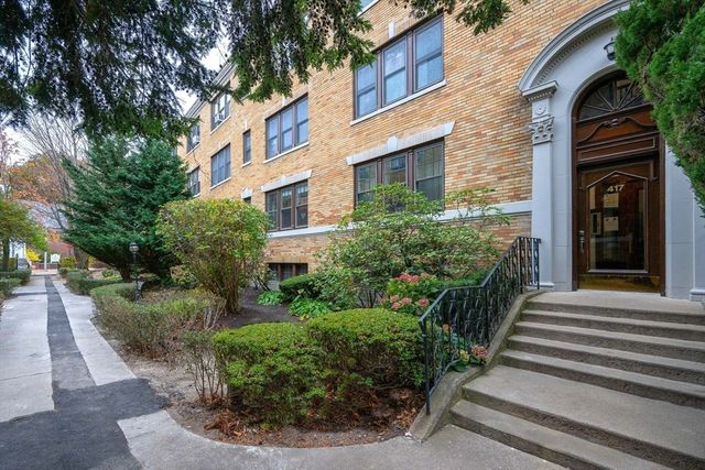 $769,000 | 417 Washington Street, Unit 6 | Coolidge Corner South Side