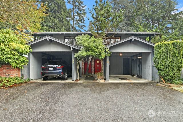 $3,410 | 112 108th Avenue Southeast | West Bellevue