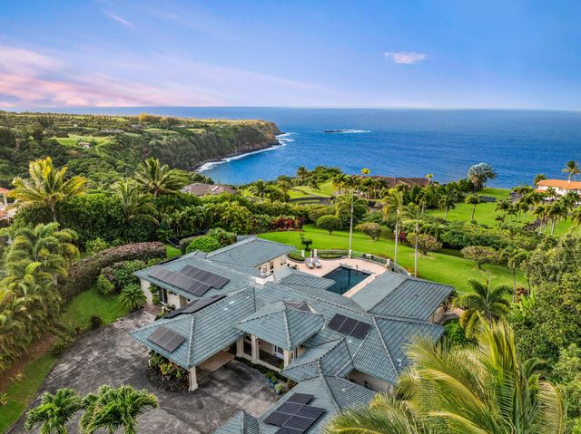 $4,500,000 | 401 North Holokai Road | Ulumalu