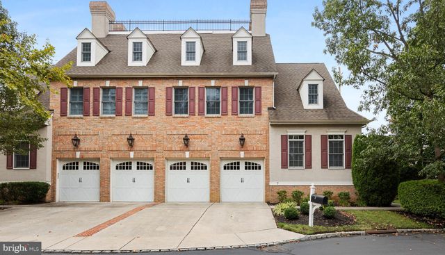 $850,000 | 7 Collins Mill Court | Moorestown-Lenola