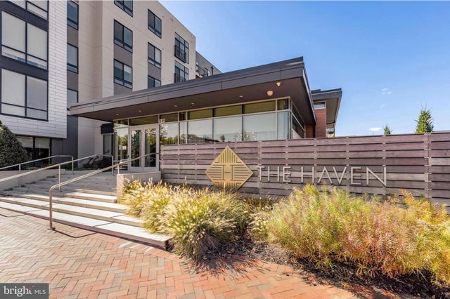 $2,950 | 145 Riverhaven Drive, Unit 311 | National Harbor