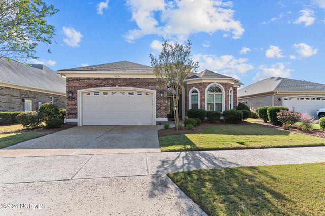 $589,990 | 8239 Masonboro Pointe Northeast | Compass Pointe