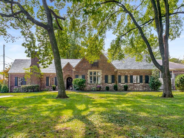 $1,475,000 | 501 Brighton Place | Whitland