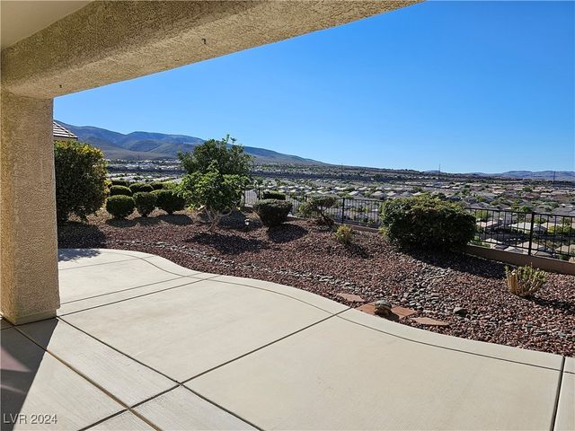 $1,995 | 2385 Amana Drive | Solera at Anthem