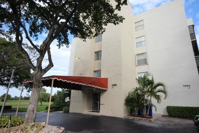 $229,900 | 5280 Northwest 2nd Avenue, Unit 314 | Boca Teeca