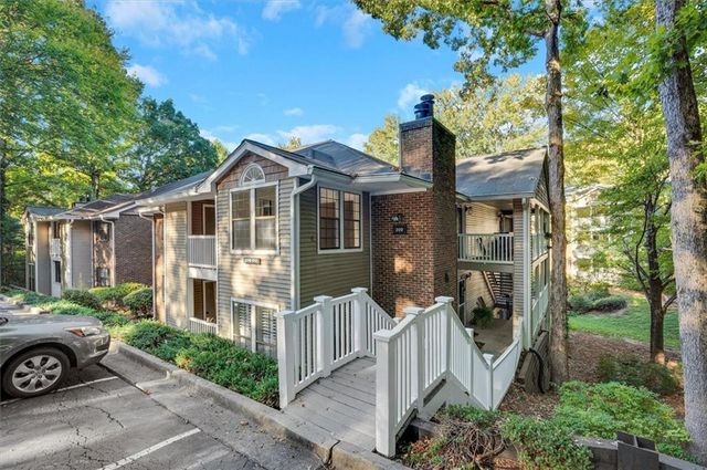 $300,000 | 208 Barrington Hills Drive | Sandy Springs