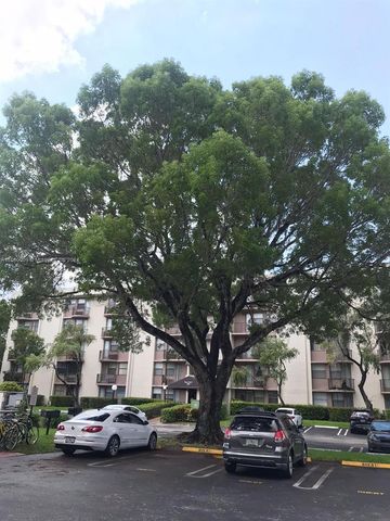 $1,600 | 2701 Riverside Drive, Unit 515B | Coral Springs Tower Club II