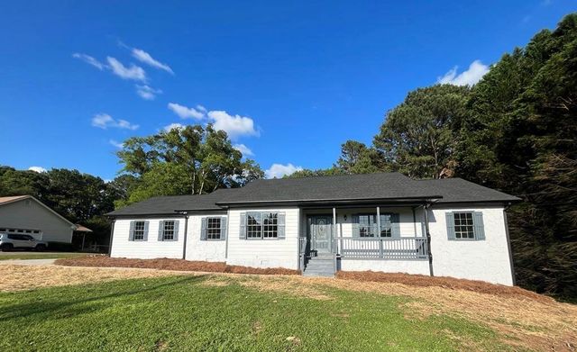 $299,900 | 401 Jack Neely Road