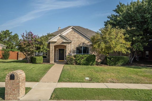 $425,000 | 1407 Summertime Trail | Lewisville