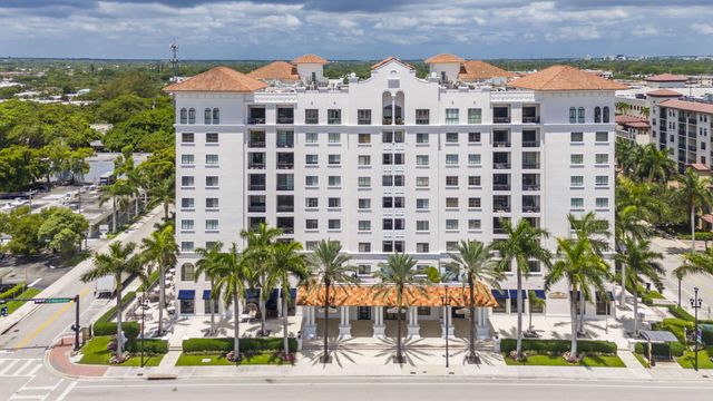 $599,999 | 233 South Federal Highway, Unit UPH25 | Downtown Boca