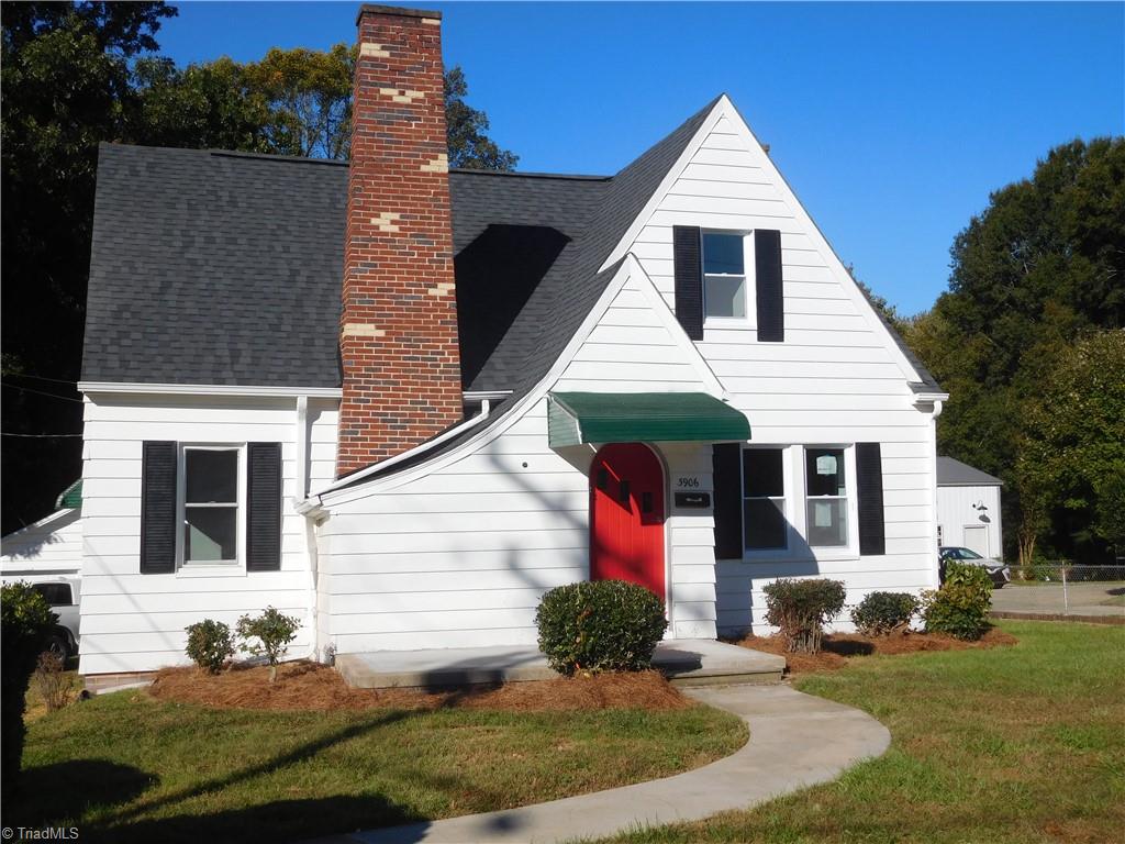 WELCOME HOME! SUPER CUTE UPDATED 3BR/2BA HOME MINUTES FROM WAKE FOREST!