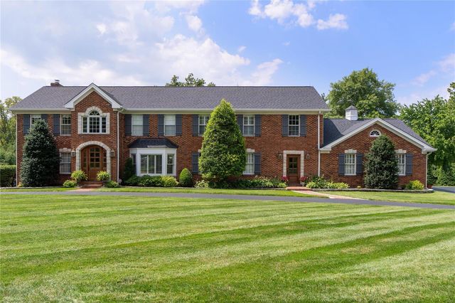 $1,450,000 | 12040 Chaltenham Drive | Des Peres