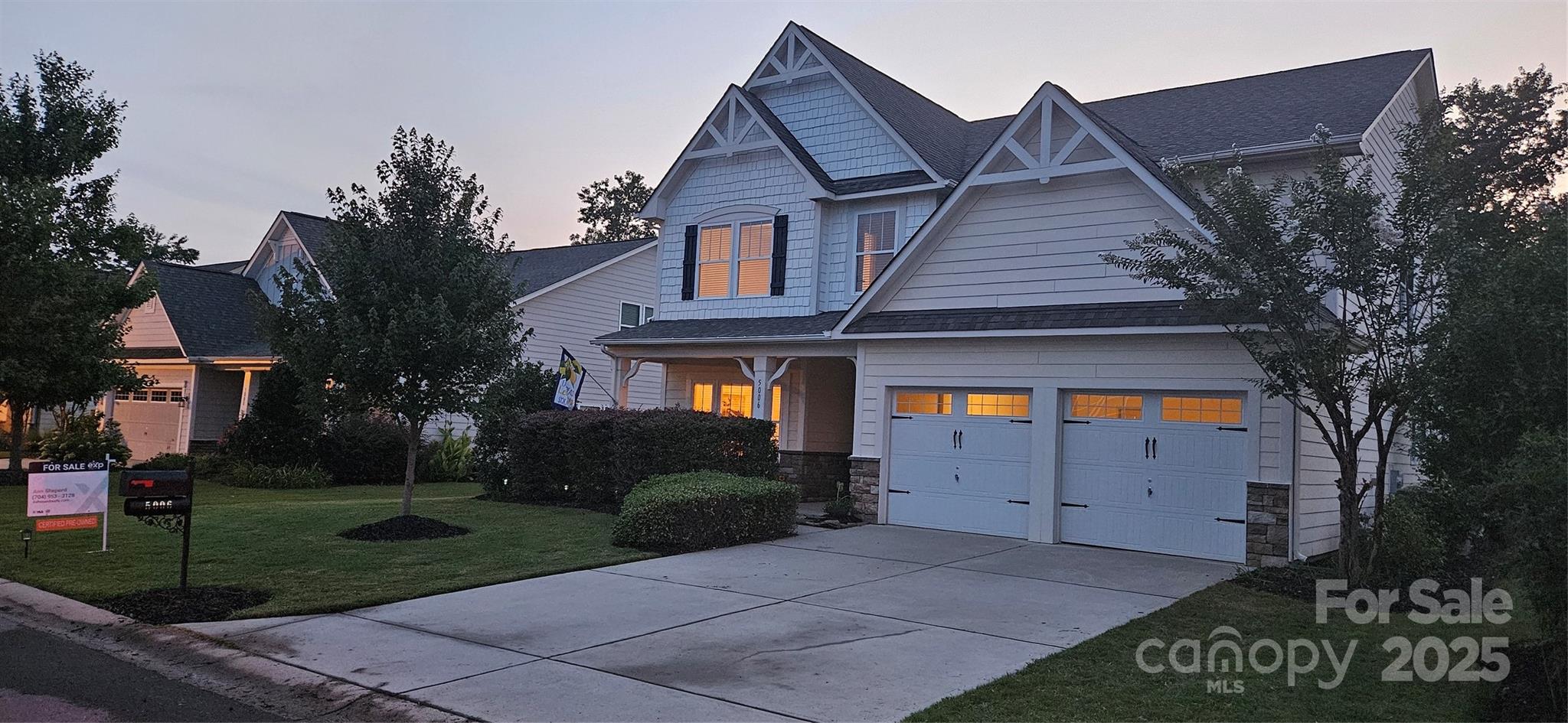 a house view with a outdoor space