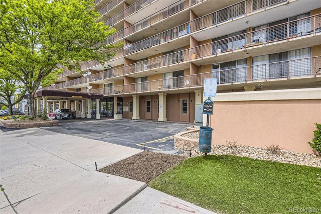 $250,000 | 2225 Buchtel Boulevard South, Unit 303 | Denver University