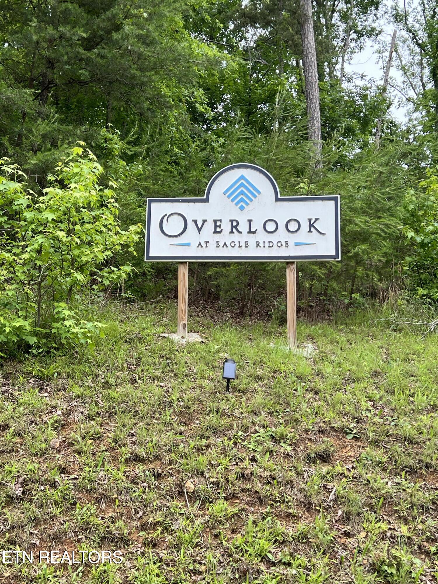 Overlook entrance sign