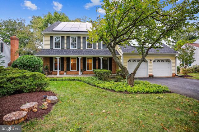 $1,299,999 | 960 Farm Haven Drive | Central Rockville