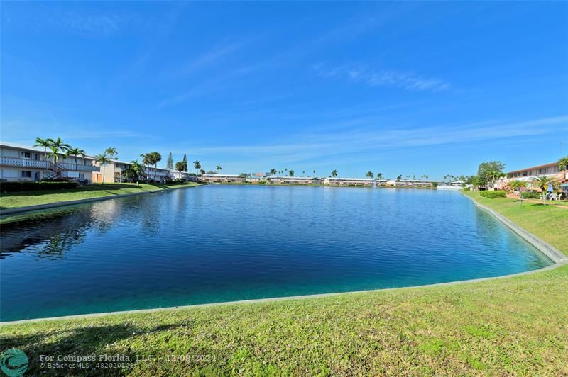 DIRECT LAKE VIEW FROM THE UNIT!