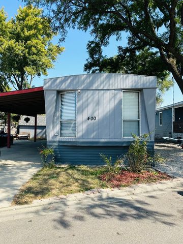 $105,000 | 7500 Elmhurst Road, Unit 400 | Elk Grove Township - Cook County