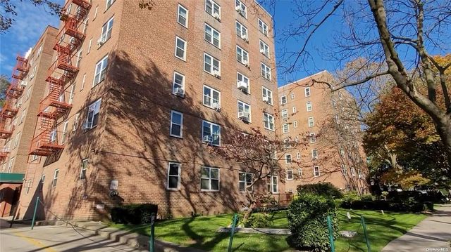 $168,900 | 182-25 Wexford Terrace, Unit 506 | Jamaica Estates