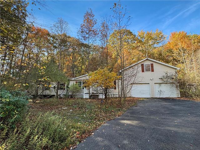 $450,000 | 228 Victory Lane | Jackson Township - Monroe County