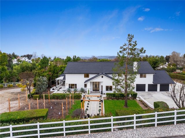 $2,250,000 | 30330 Vía Norte | Meadowview