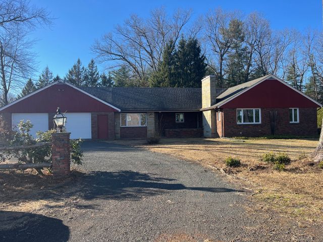 $2,600 | 1416 Silver Lane | East Hartford