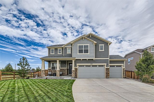 $947,000 | 1489 West 171st Place | Vista Highlands