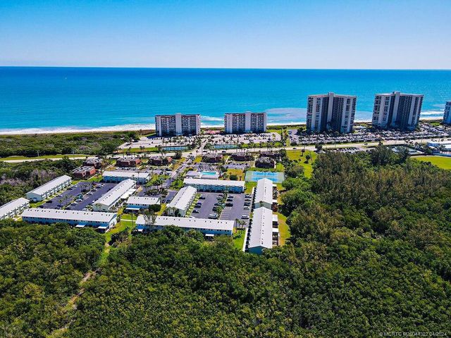 $310,000 | 9421 South Ocean Drive, Unit 93 | Hutchinson Island South