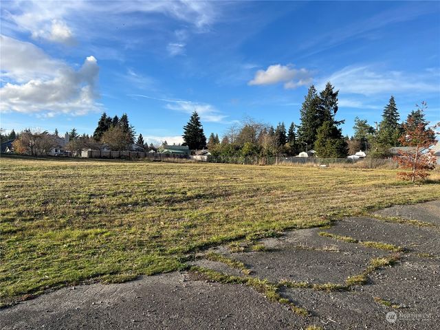 $325,000 | 909 Northwest Rhoton Road | Yelm