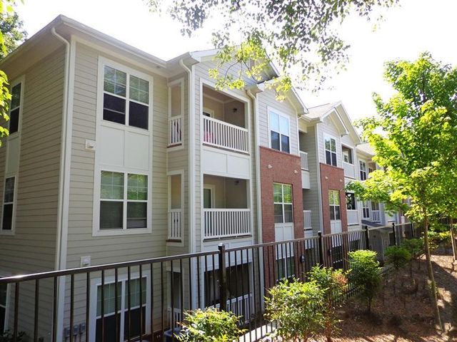 $1,600 | 3722 Burt Drive, Unit 202 | West Raleigh